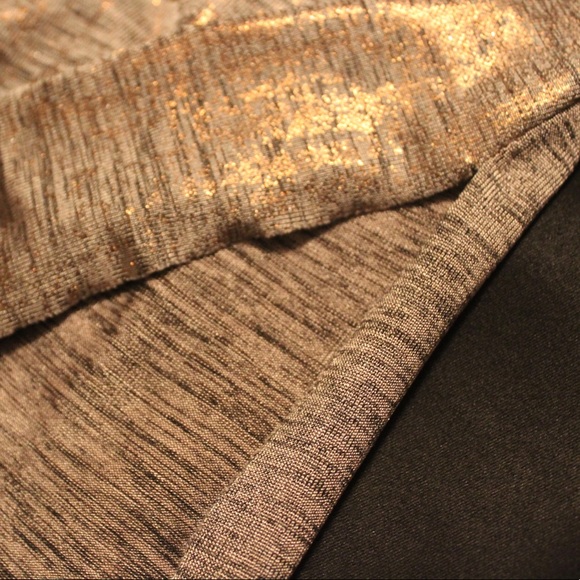 Gold Shimmery Blouse - Picture 6 of 7